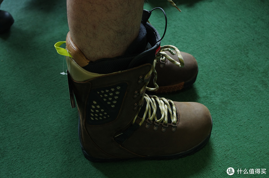 让我们滑雪去吧：DC Shoes Terrain 滑雪靴