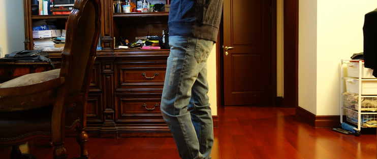 美亚直邮 Calvin Klein Jeans Slim Straight Jean 男款银蓝色修身牛仔裤