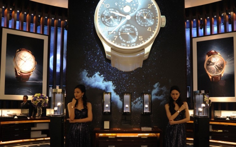 走在时间上2015亚洲高级钟表展万国展馆一览