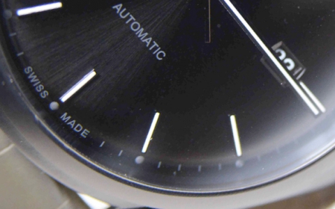 2014巴塞尔阿玛尼“瑞士制造”系列腕表亮相