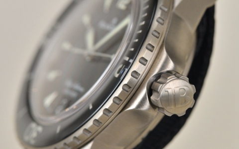 清晰分明 实拍宝珀Blancpain五十噚系列大日期腕表