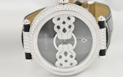 奢华而风趣 实拍卡地亚高级珠宝猎豹腕表