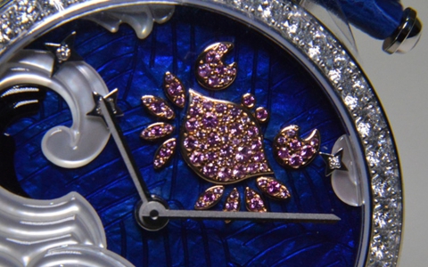 非凡杰作 聚焦梵克雅宝巨蟹星座腕表