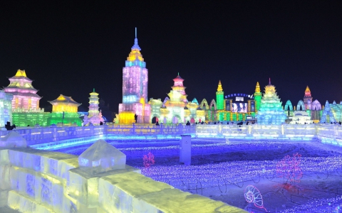 我的愿望是：去哈尔滨看冰雪世界