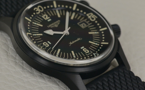 低调而优雅的黑色 品鉴浪琴表经典复刻系列潜水员腕表