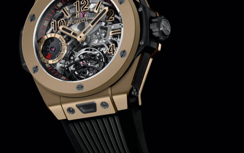 宇舶表为 2015 年巴塞尔世界钟表博览会隆重推出三款BIG BANG腕表