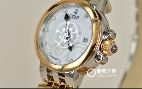 素雅高洁的白玫瑰 品鉴帝舵玫瑰系列35101-65710腕表