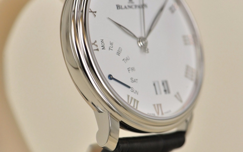 一见倾心 实拍宝珀Blancpain经典系列大日期逆跳星期精钢腕表