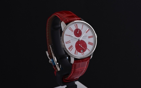 新年中国红 品鉴雅典表领航者中国红限定版腕表